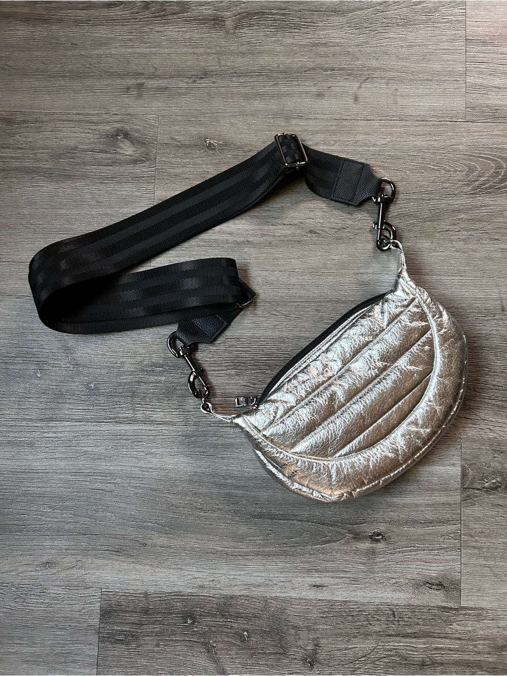 THINK ROYLN Rolyn Tiny Dancer Small Silver Metallic Crossbody Bag Black Hardwear
